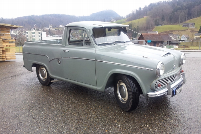 2014-02-4-fertiges-Fahrzeug-Morris_Pickup_001.jpg