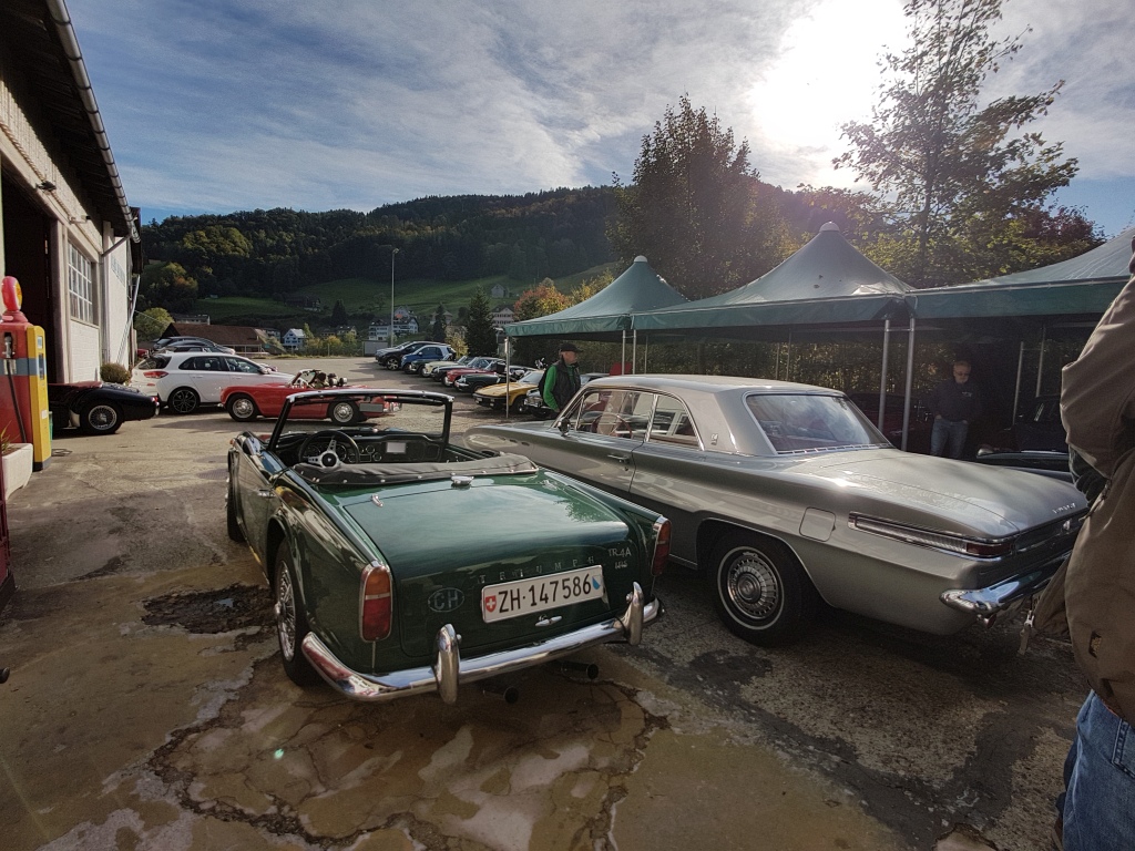 Swiss TR-Club anlässlich eines technischen Tages bei Classic Car Connection - Okt 2019