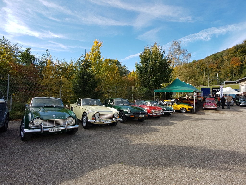 Swiss TR-Club anlässlich eines technischen Tages bei Classic Car Connection - Okt 2019