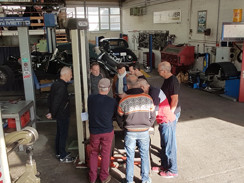 Swiss TR-Club anlässlich eines technischen Tages bei Classic Car Connection - Okt 2019