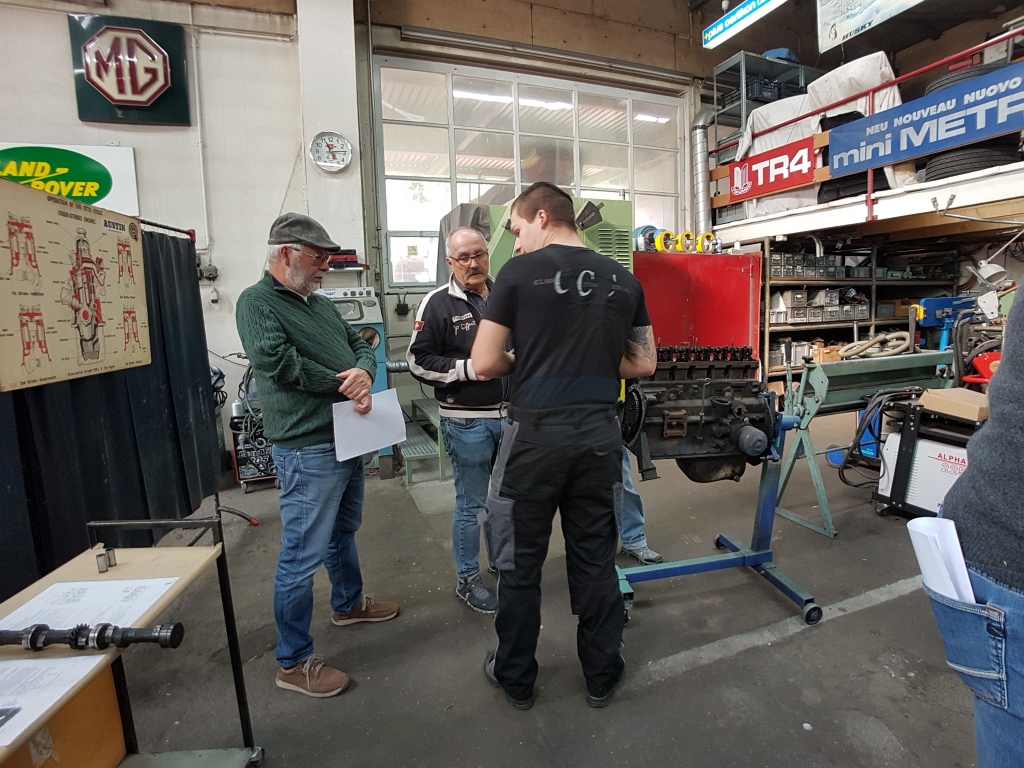 Swiss TR-Club anlässlich eines technischen Tages bei Classic Car Connection - Okt 2019