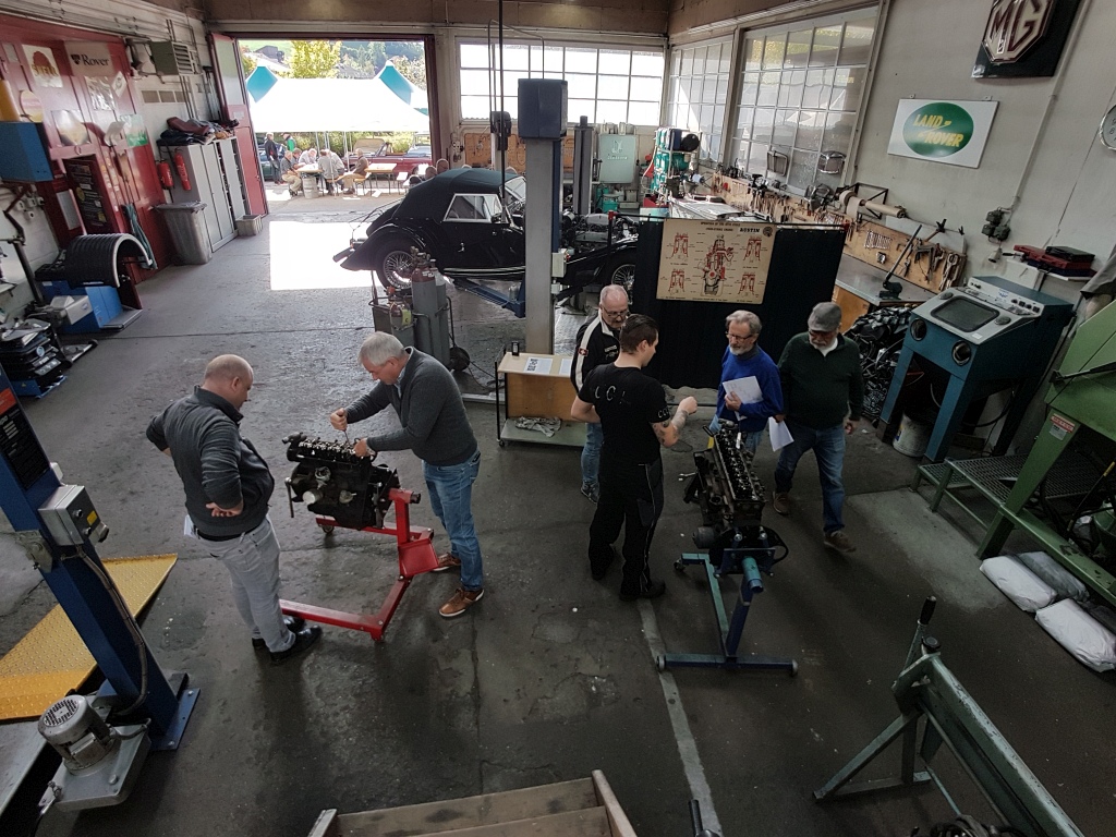 Swiss TR-Club anlässlich eines technischen Tages bei Classic Car Connection - Okt 2019