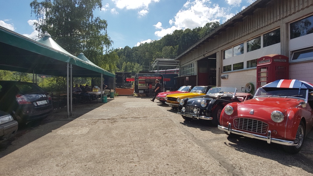 Swiss TR-Club und Jensen-Club zu Besuch bei Classic Car Connection AG - Juli 2020