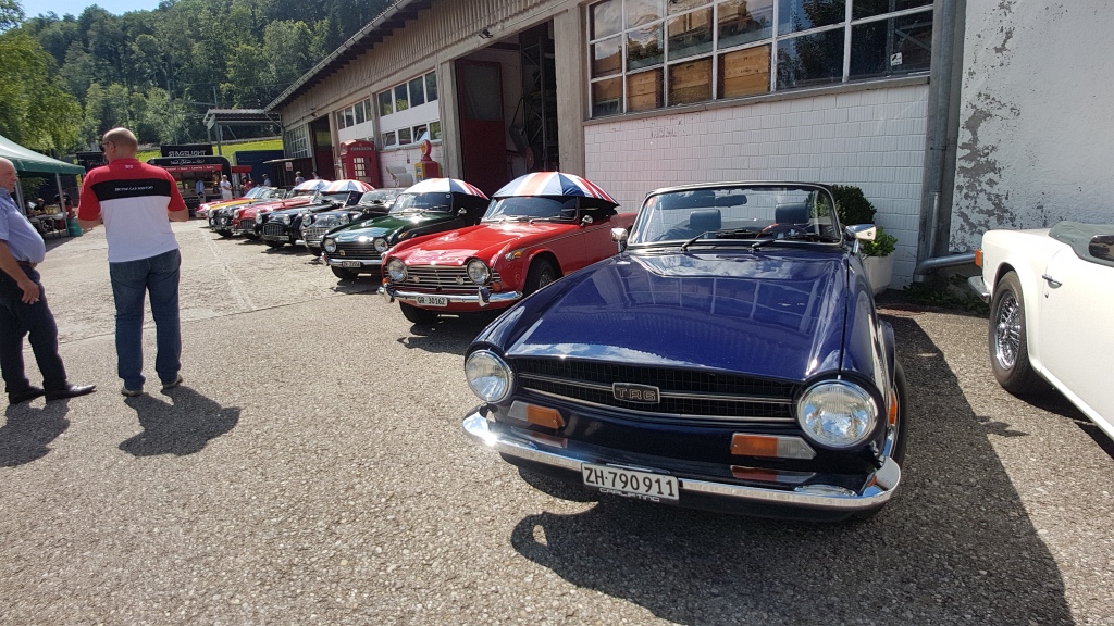 Swiss TR-Club und Jensen-Club zu Besuch bei Classic Car Connection AG - Juli 2020