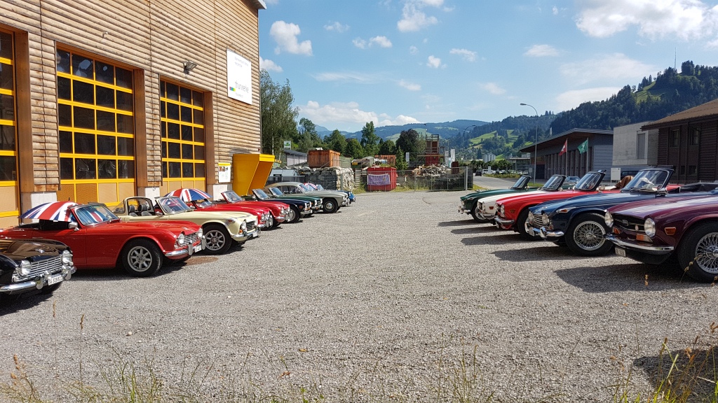 Swiss TR-Club und Jensen-Club zu Besuch bei Classic Car Connection AG - Juli 2020
