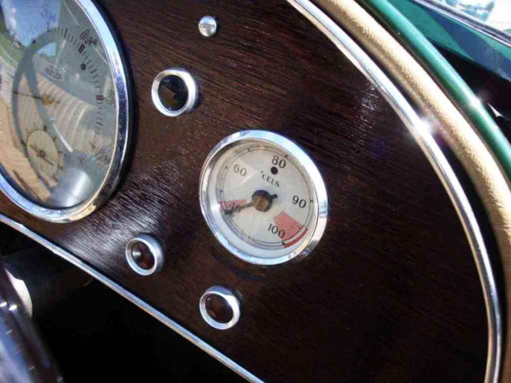 MG TC Jg 47 british racing green