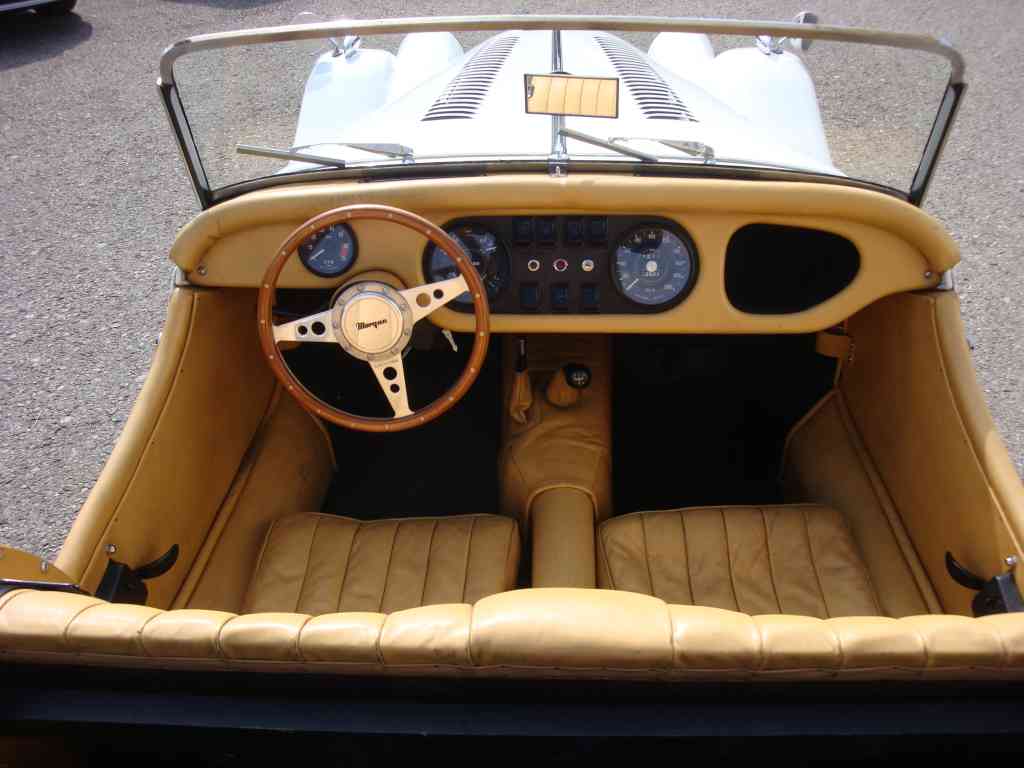 Morgan 4-4 1600 Jg 77 015.jpg